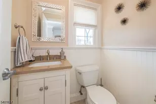 34 Templar Way, Parsippany, NJ 07054 - Photo 18