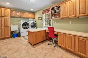 5 Fennimore Ct, Mount Olive, NJ 07836 - Photo 26