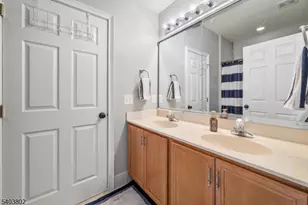 5 Fennimore Ct, Mount Olive, NJ 07836 - Photo 36