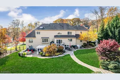 5 Fennimore Ct, Mount Olive, NJ 07836 - Photo 10