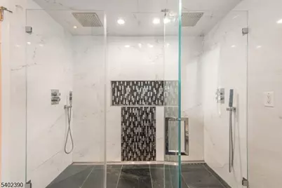 36 Yellow Brick Rd, Wayne Twp., NJ 07470 - Photo 22