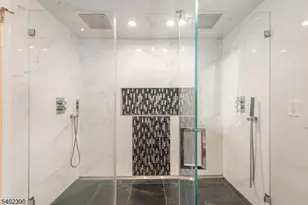 36 Yellow Brick Rd, Wayne Twp., NJ 07470 - Photo 22