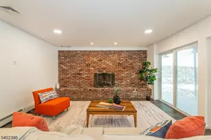 36 Yellow Brick Rd, Wayne Twp., NJ 07470 - Photo 12