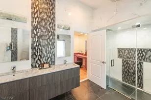 36 Yellow Brick Rd, Wayne Twp., NJ 07470 - Photo 36