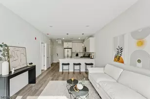 140 W Webster Ave, Roselle Park, NJ 07204 - Photo 6