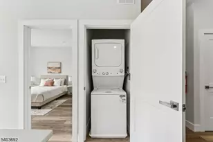 140 W Webster Ave, Roselle Park, NJ 07204 - Photo 10