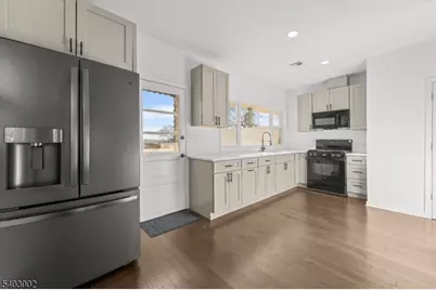 96 Prospect Ter, East Rutherford, NJ 07073 - Photo 8