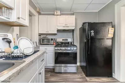 49-51 Caldwell Pl #5, Springfield, NJ 07081 - Photo 10