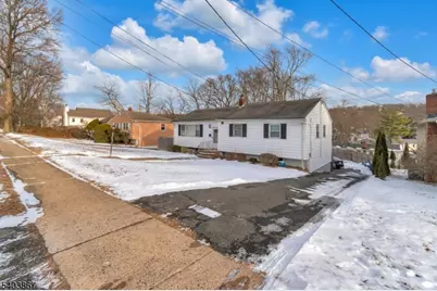 1336 Pleasant Valley Way, West Orange Township, NJ 07052 - Photo 4