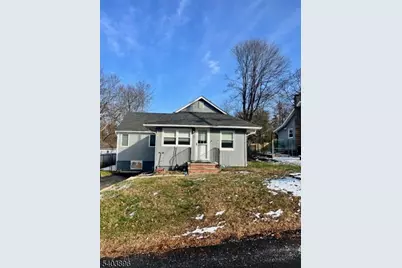 9 Prospect Ave, Mount Olive, NJ 07828 - Photo 1