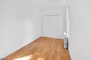 564 Hudson Ave, Weehawken, NJ 07086 - Photo 12