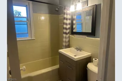 19 N Carpenter Ter, Belleville, NJ 07109 - Photo 10