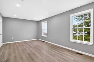 63 Scarlet Dr, Sayreville Boro, NJ 08859 - Photo 26