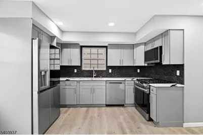 63 Scarlet Dr, Sayreville Boro, NJ 08859 - Photo 18