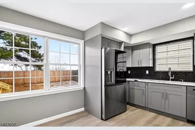 63 Scarlet Dr, Sayreville Boro, NJ 08859 - Photo 20