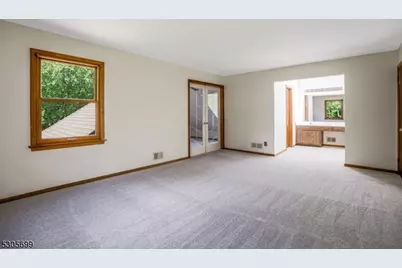 34 Willow Brook Ln, Clinton Township, NJ 08801 - Photo 20