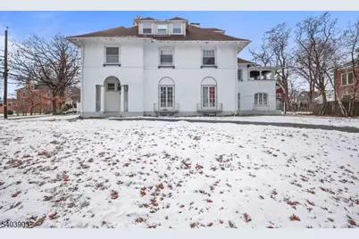 198 Ballantine Pkwy, Newark, NJ 07104 - Photo 1