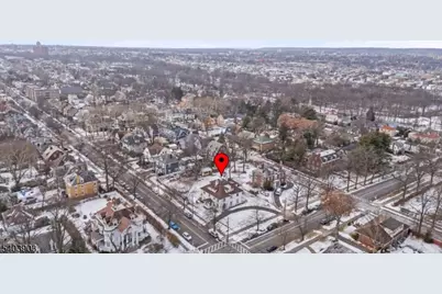 198 Ballantine Pkwy, Newark, NJ 07104 - Photo 4