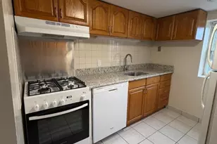 263 Kipp Ave, Hasbrouck Heights, NJ 07604 - Photo 6