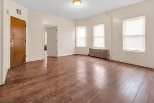 21 Graham Ave, Paterson, NJ 07524 - Photo 4