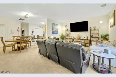 520 Victor St #8, Saddle Brook Township, NJ 07663 - Photo 8