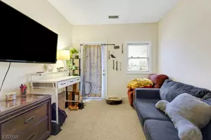 520 Victor St, Saddle Brook Township, NJ 07663 - Photo 20