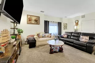 520 Victor St, Saddle Brook Township, NJ 07663 - Photo 10