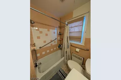 104 Fenner Ave, Clifton, NJ 07013 - Photo 12