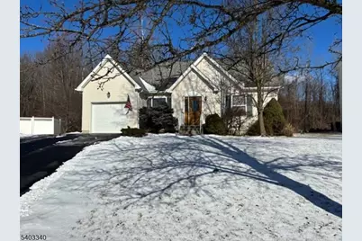 8 Holly Dr., Hamburg, NJ 07419 - Photo 2