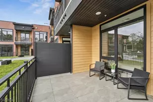 140 W Webster Ave, Roselle Park, NJ 07204 - Photo 14