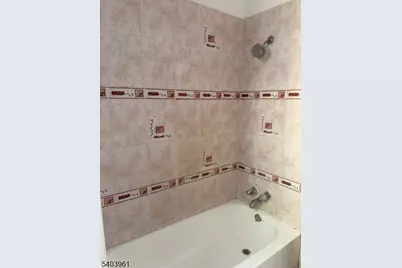 35 Marsellus Pl #1, Garfield, NJ 07026 - Photo 8