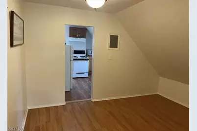 11-13 Carteret St, Newark, NJ 07104 - Photo 8