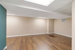 7 Harvard Cir, Montgomery Township, NJ 08540 - Photo 32