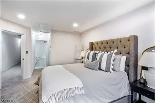 8 Springholm Dr, Berkeley Heights Township, NJ 07922 - Photo 8