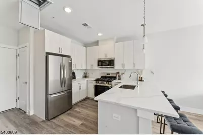 140 W Webster Ave #106, Roselle Park, NJ 07204 - Photo 2