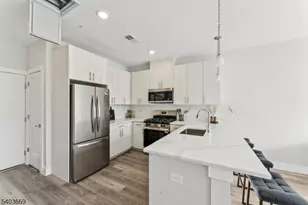 140 W Webster Ave, Roselle Park, NJ 07204 - Photo 2