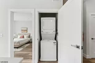 140 W Webster Ave, Roselle Park, NJ 07204 - Photo 12