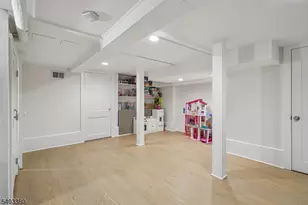 6 Lorraine Rd, Summit, NJ 07901 - Photo 24