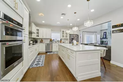 24 Holmes Ln, Wayne Twp., NJ 07470 - Photo 12