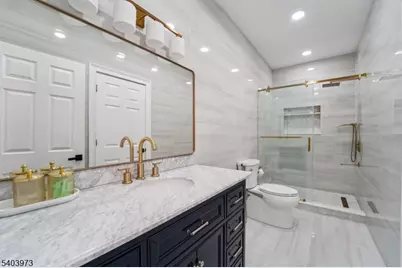 24 Holmes Ln, Wayne Twp., NJ 07470 - Photo 20