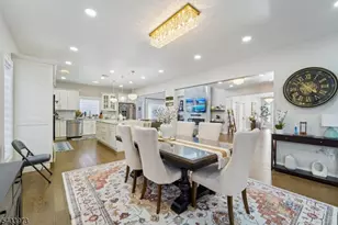 24 Holmes Ln, Wayne Twp., NJ 07470 - Photo 10