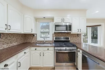 417 Victor St, Scotch Plains Township, NJ 07076 - Photo 6