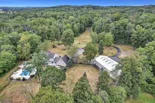 526 County Rd 579, Raritan Township, NJ 08551 - Photo 28