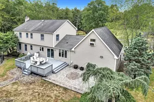 526 County Rd 579, Raritan Township, NJ 08551 - Photo 12