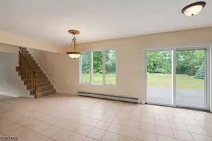 526 County Rd 579, Raritan Township, NJ 08551 - Photo 16