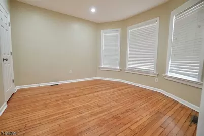 27 Mount Pleasant Ave U #1, Belleville, NJ 07109 - Photo 8