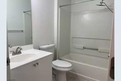 1223 King Ct #1223, Green Brook Township, NJ 08812 - Photo 12