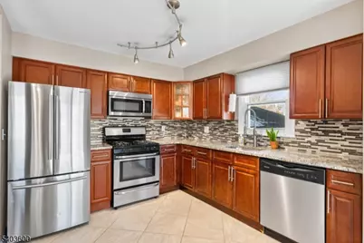 15 Fordham Rd, Franklin Township, NJ 08873 - Photo 10