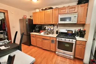 425 Dewitt Ave, Belleville, NJ 07109 - Photo 6