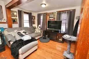 425 Dewitt Ave, Belleville, NJ 07109 - Photo 2